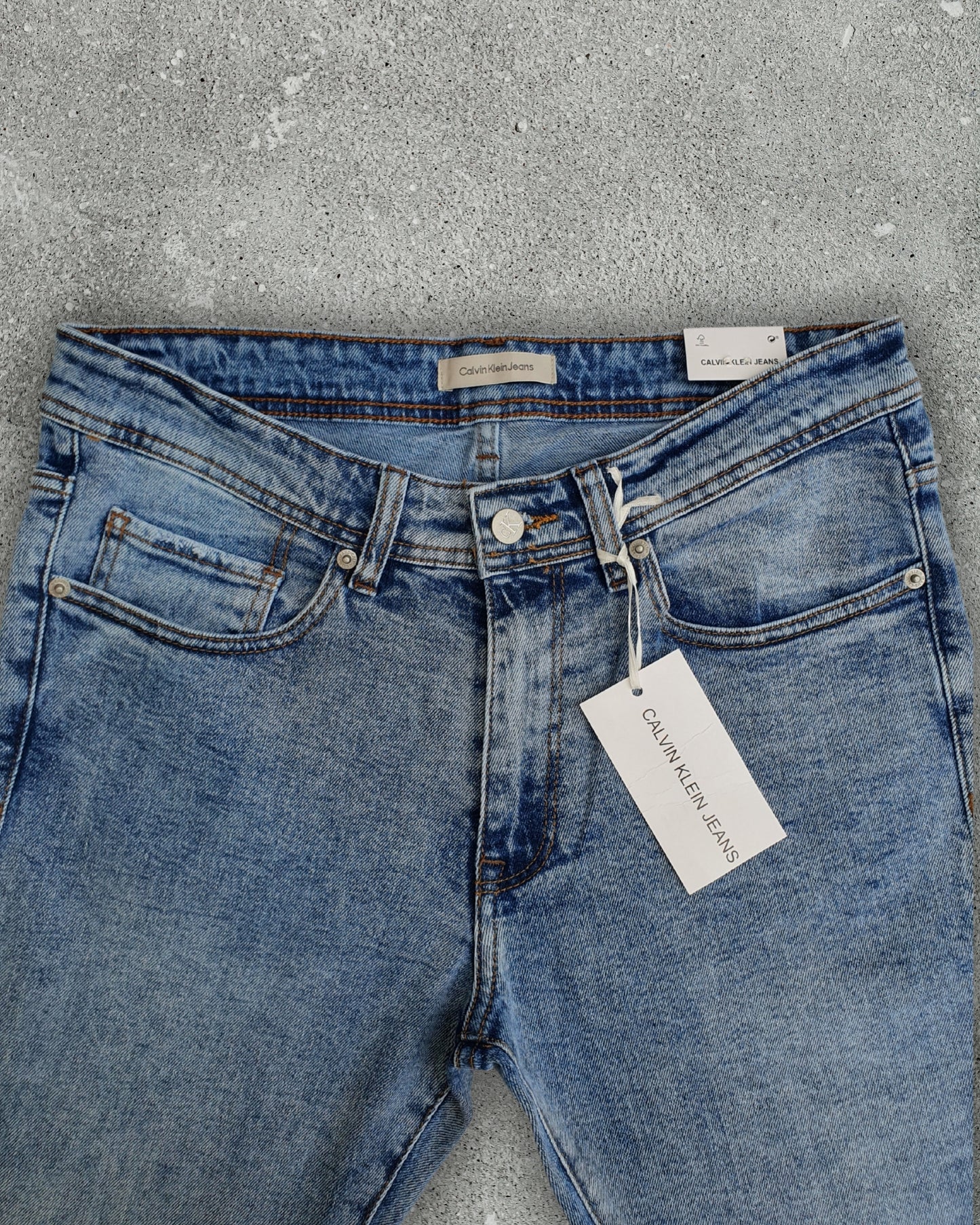 Jean Calvin Klein 438A
