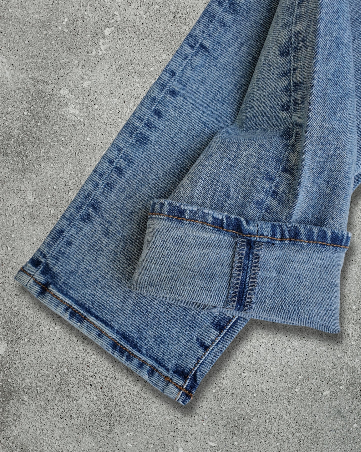 Jean Calvin Klein 438A