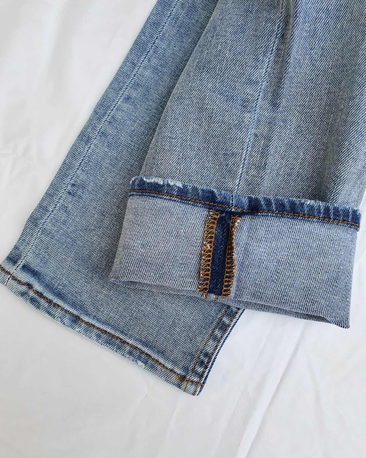 Jean Hugo Boss 399A