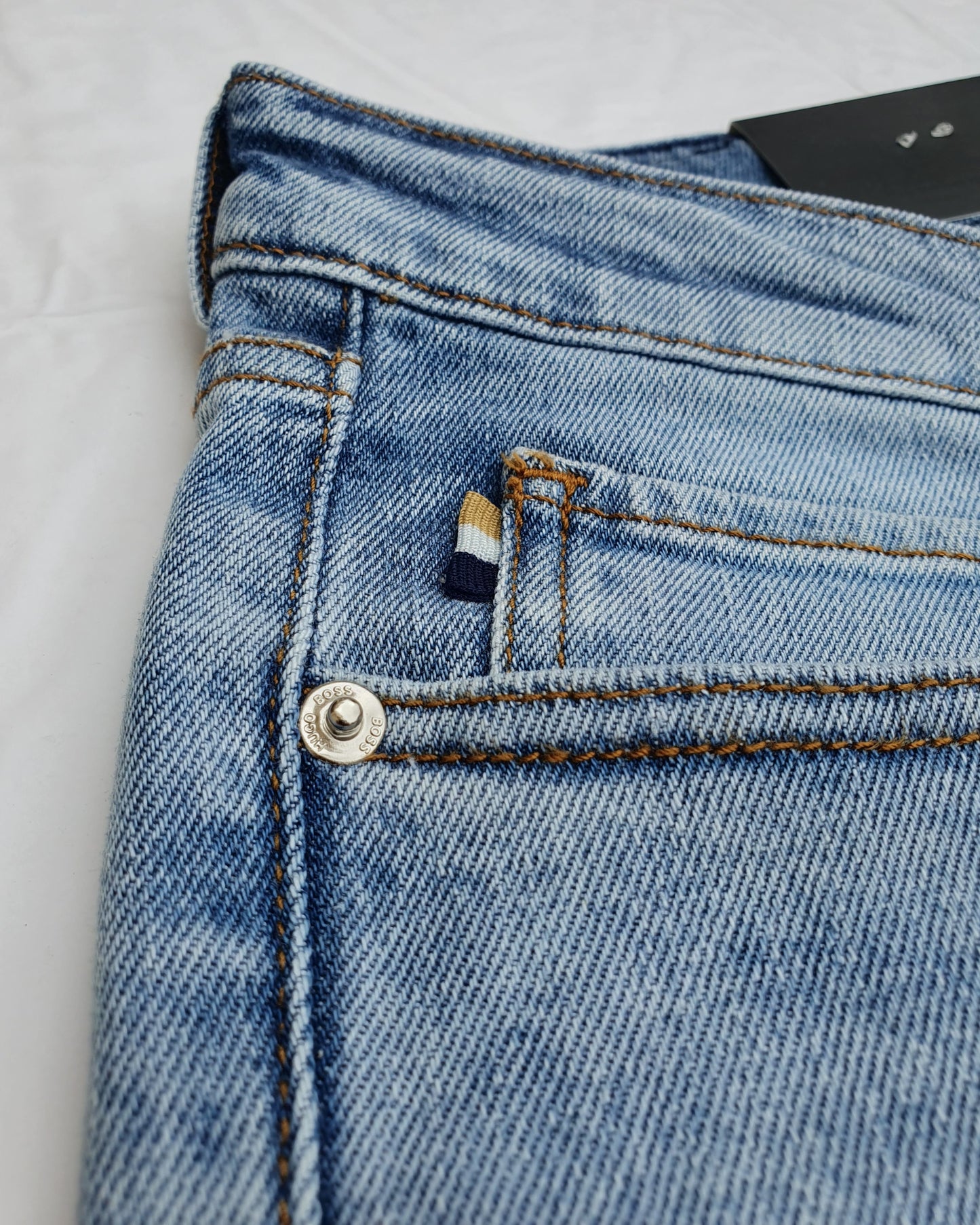 Jean Hugo Boss 399A