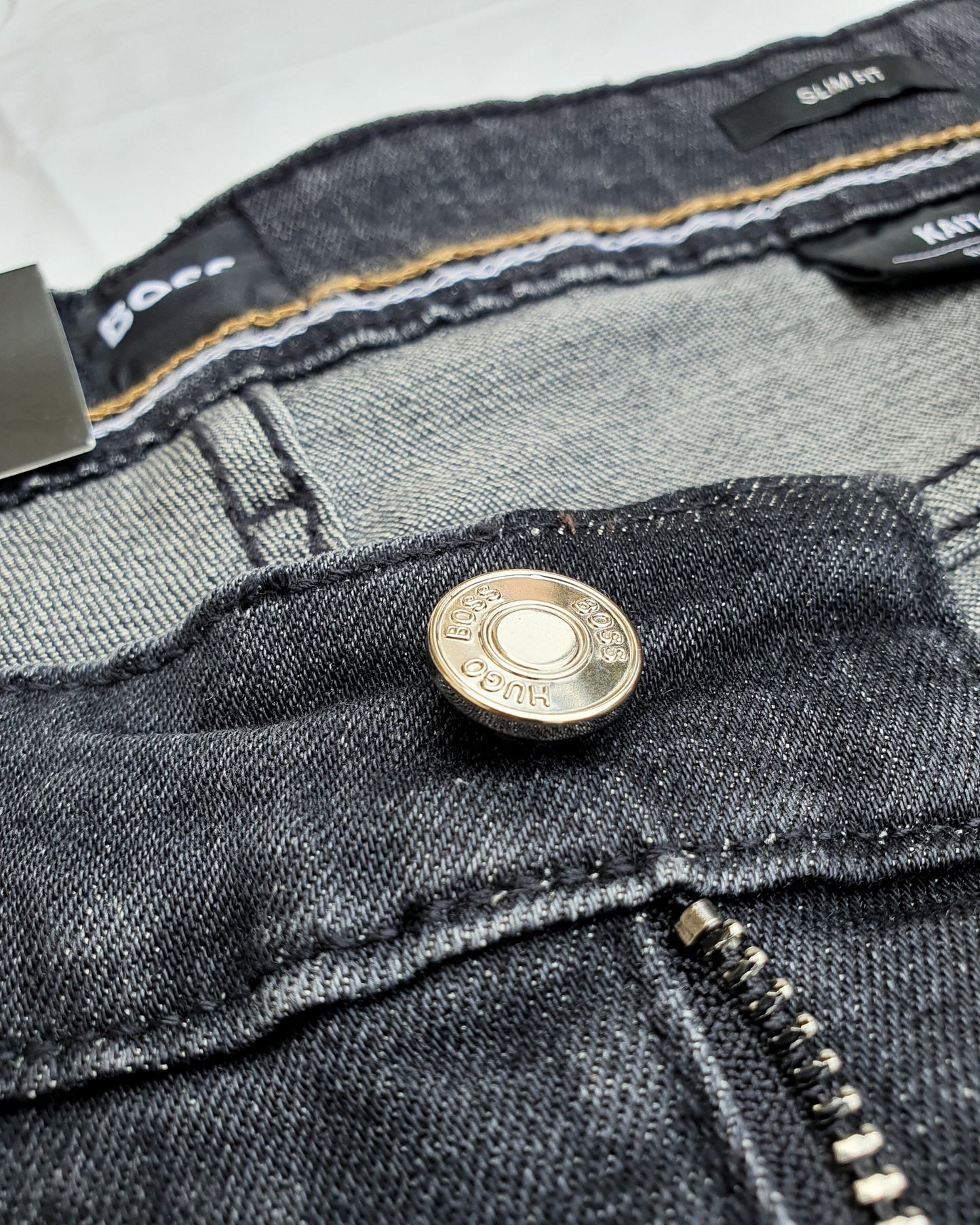 Jean Hugo Boss 410