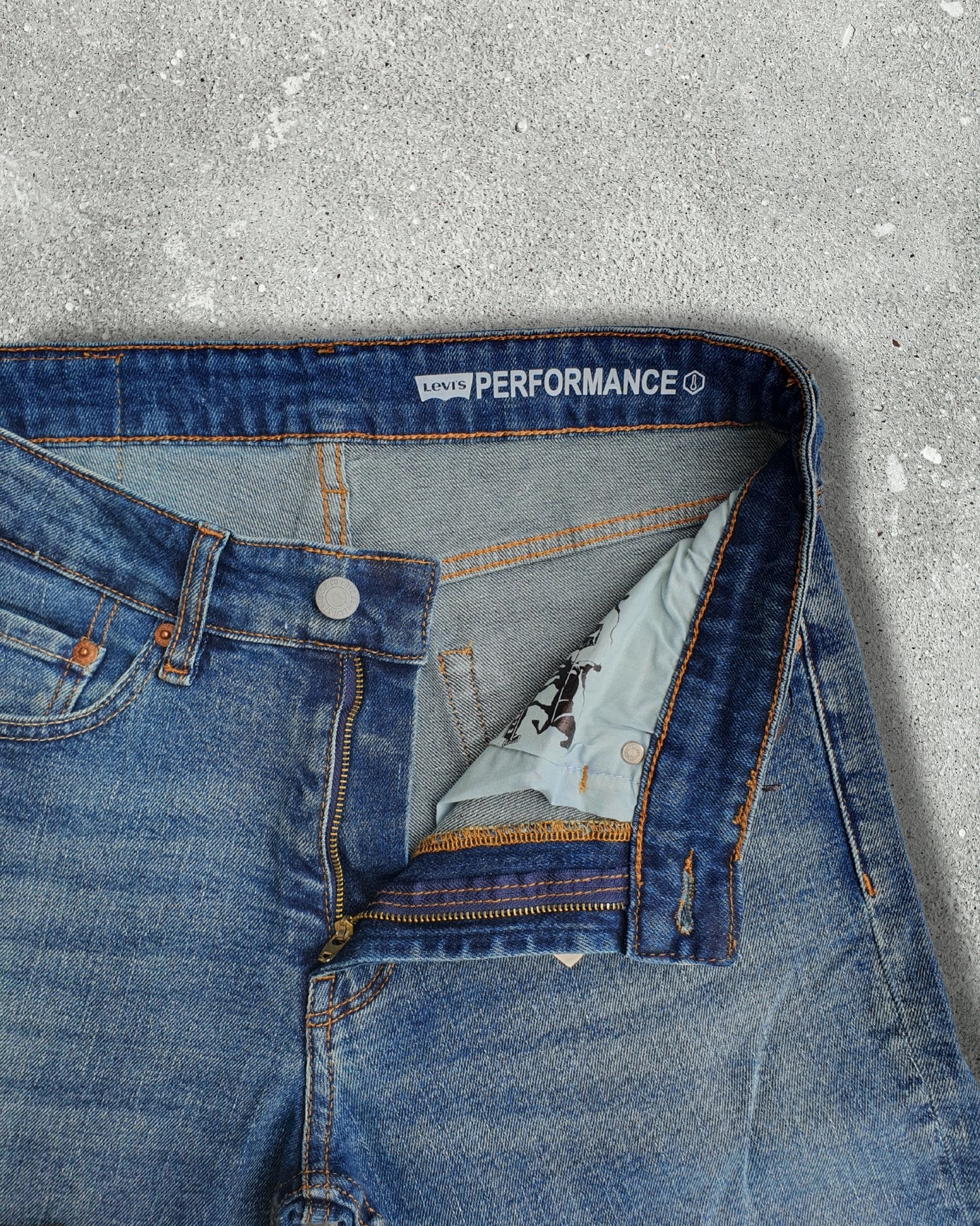 Jean Levi's 424